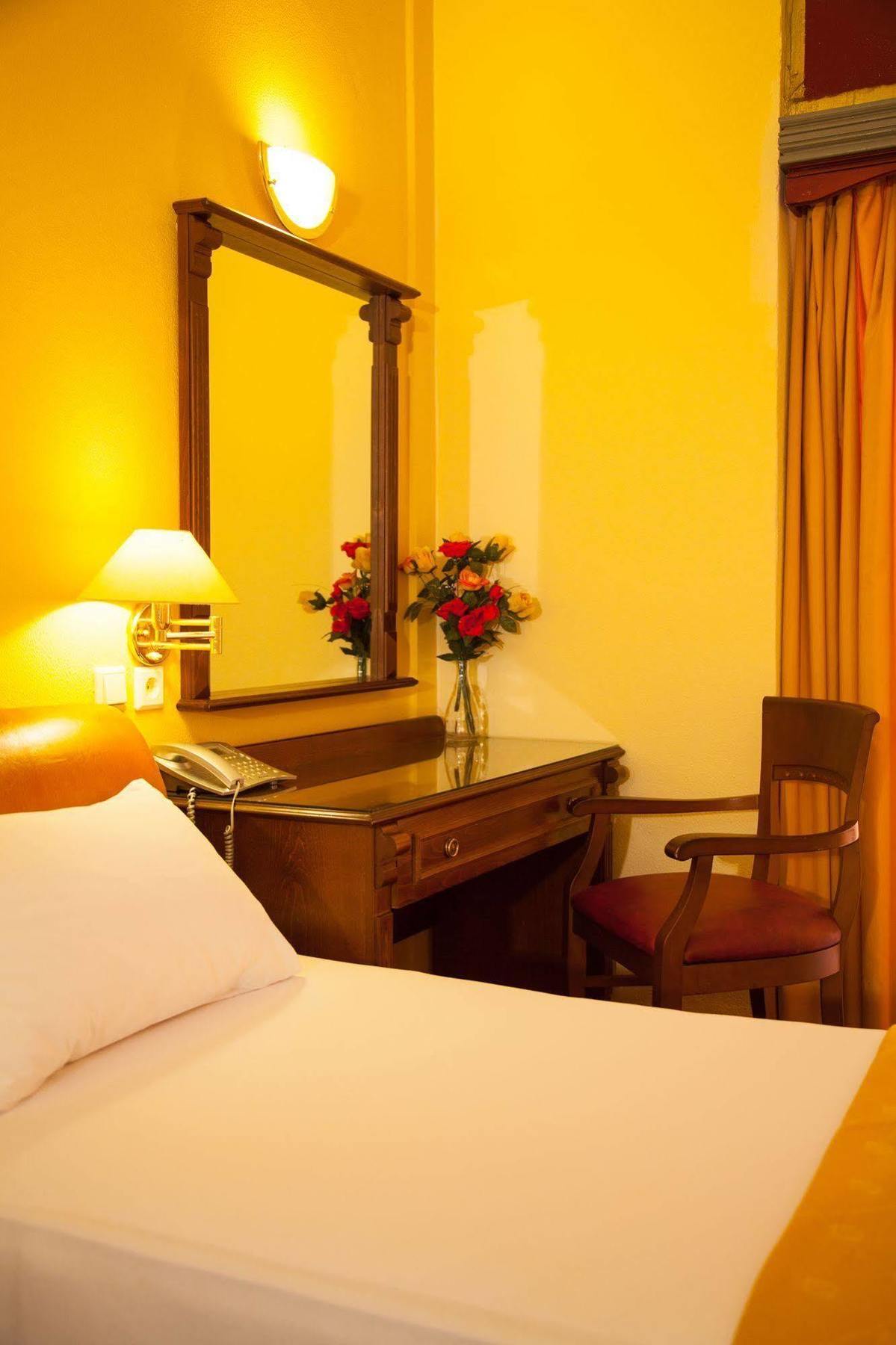 Galini Palace Hotel Atenas